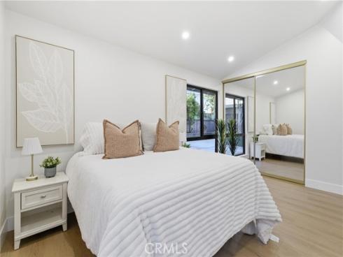 5797  Crescent  , Buena Park, CA