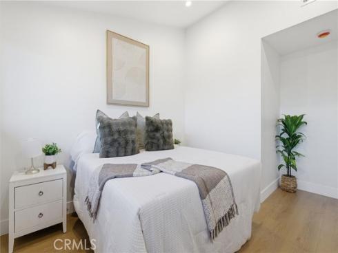 5797  Crescent  , Buena Park, CA