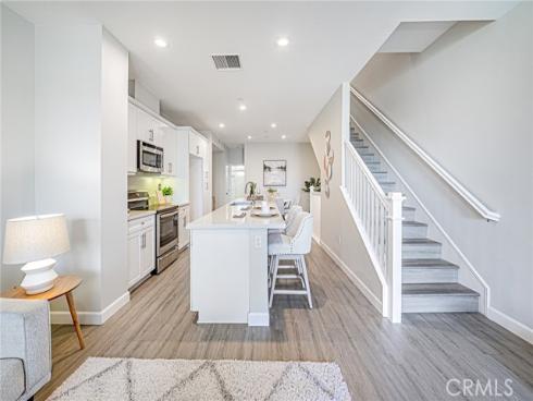 7082 Stanton , Buena Park, CA