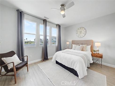 7082 Stanton , Buena Park, CA