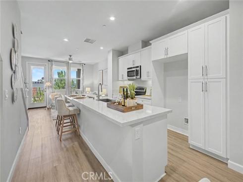 7082 Stanton , Buena Park, CA
