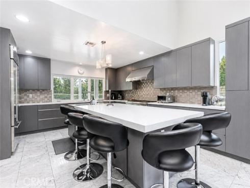 8815 Los Coyotes , Buena Park, CA