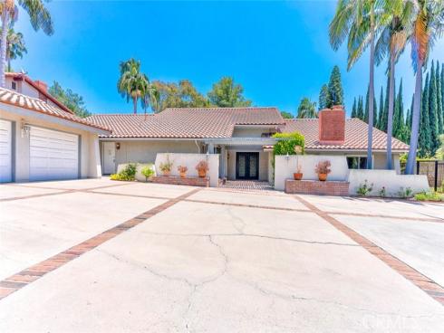 8815 Los Coyotes , Buena Park, CA