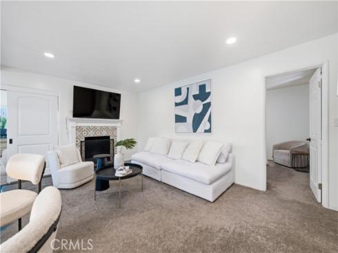 8142 San Mateo , Buena Park, CA