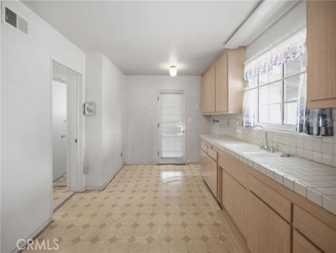 6514 Christine , Buena Park, CA
