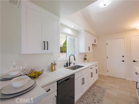 8200 Guava Ave , Buena Park, CA