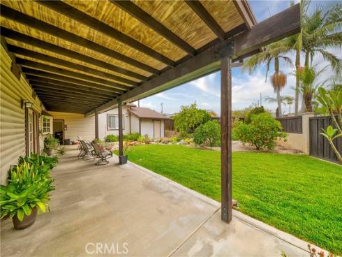 5200  Somerset  , Buena Park, CA