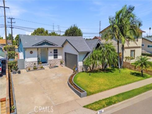 7515 El Escorial Way