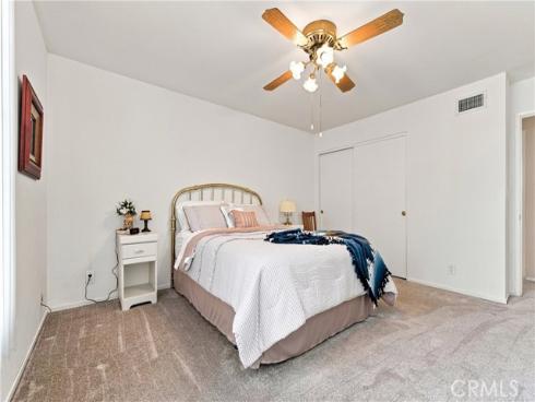 8095 Kerr Green , Buena Park, CA