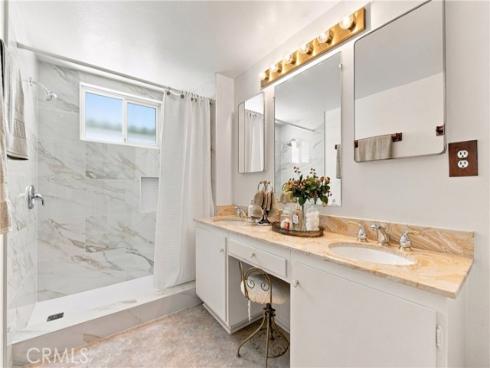 8095 Kerr Green , Buena Park, CA