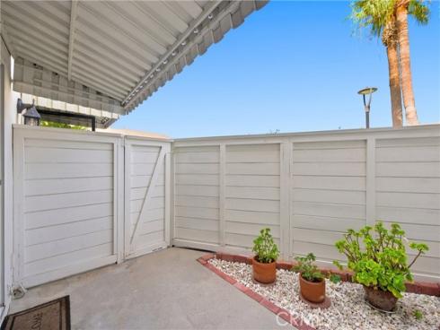 8095 Kerr Green , Buena Park, CA
