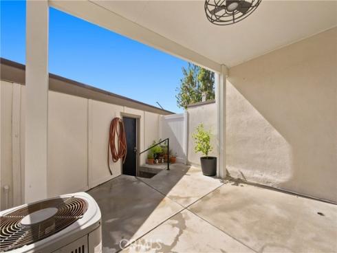 8095 Kerr Green , Buena Park, CA