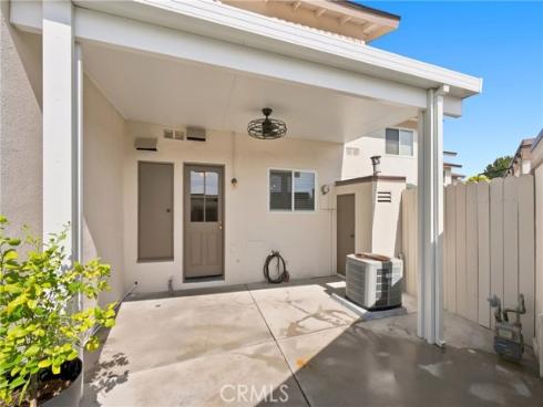 8095 Kerr Green , Buena Park, CA