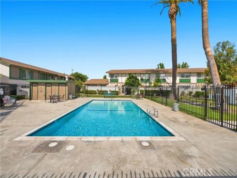 8095 Kerr Green , Buena Park, CA