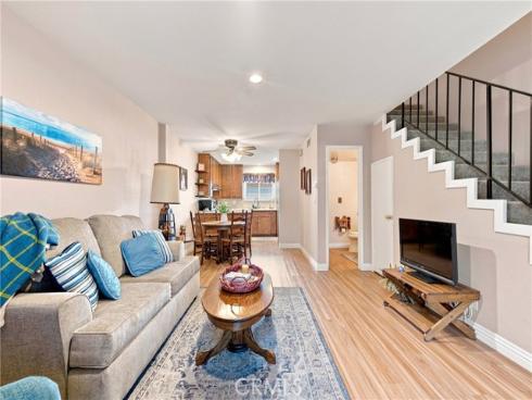 8095 Kerr Green , Buena Park, CA