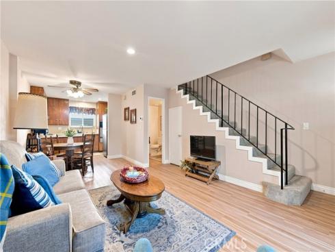 8095 Kerr Green , Buena Park, CA