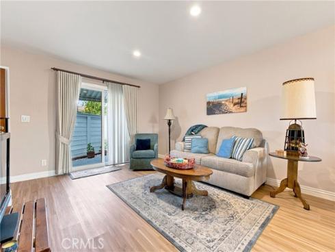 8095 Kerr Green , Buena Park, CA
