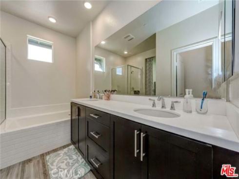 8565 Corsica 9 Lane, Buena Park, CA