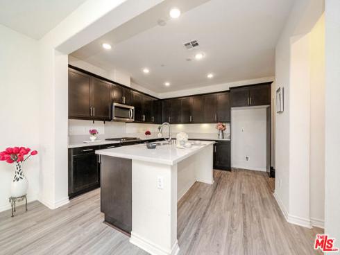 8565 Corsica 9 Lane, Buena Park, CA