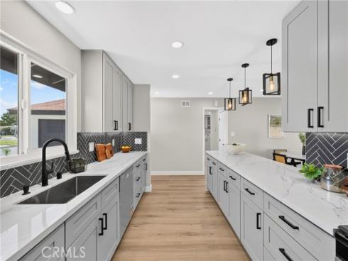 6793 Mount Waterman , Buena Park, CA