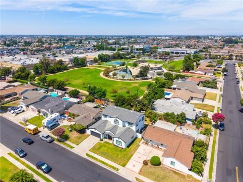 6187 Belle Avenue , Buena Park, CA