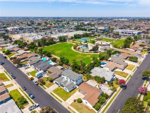 6187 Belle Avenue , Buena Park, CA