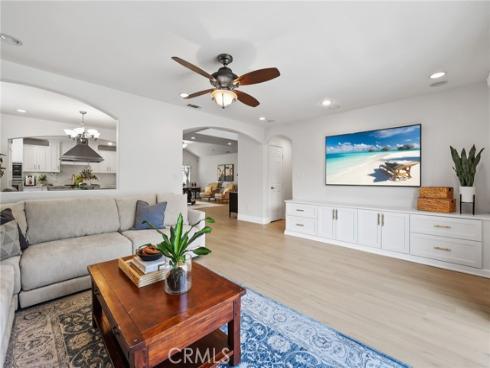 6187 Belle Avenue , Buena Park, CA