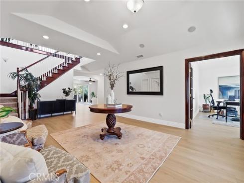 6187 Belle Avenue , Buena Park, CA