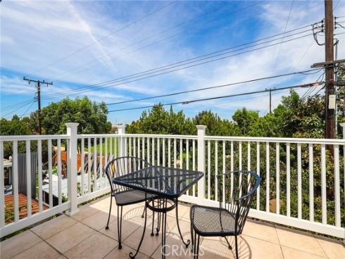 6187 Belle Avenue , Buena Park, CA