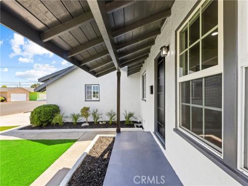 5856 Bolivia , Buena Park, CA