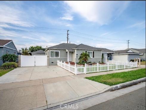 8217 Poinsettia Drive