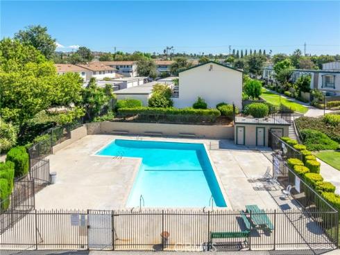 8174 Glengarry Green, Buena Park, CA