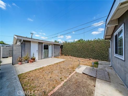 5817 Los Cientos , Buena Park, CA