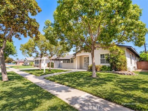 8082 San Heron Circle, Buena Park, CA