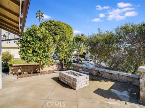 705 Iris , Corona del Mar, CA