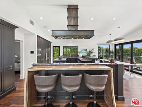 1014 White Sails Way, Corona del Mar, CA