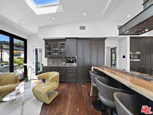 1014 White Sails Way, Corona del Mar, CA