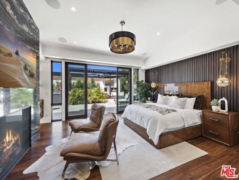 1014 White Sails Way, Corona del Mar, CA