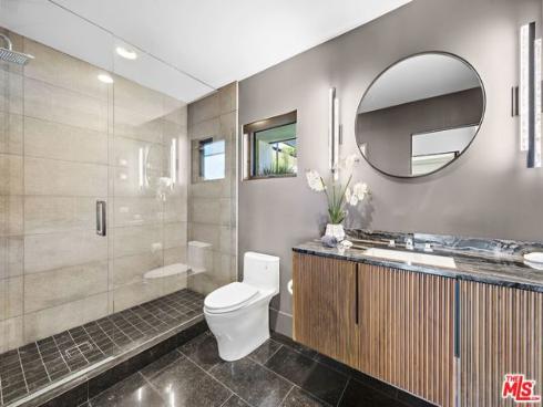 1014 White Sails Way, Corona del Mar, CA