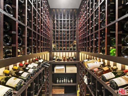 1014 White Sails Way, Corona del Mar, CA