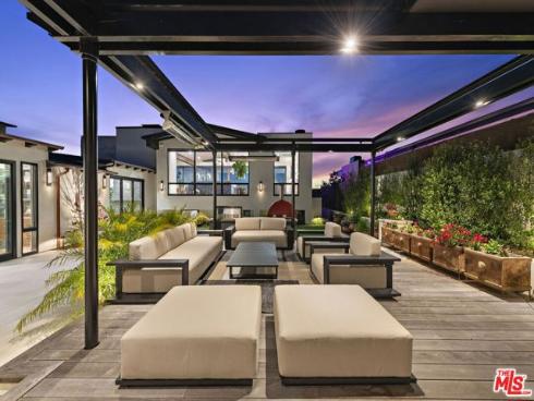 1014 White Sails Way, Corona del Mar, CA