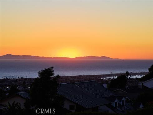 1 Jade Cove, Corona del Mar, CA