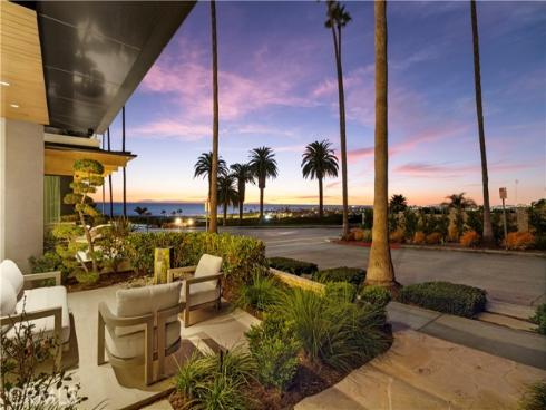 212 Goldenrod Avenue, Corona del Mar, CA
