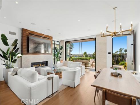 212 Goldenrod Avenue, Corona del Mar, CA