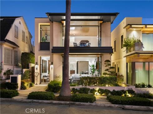 212  Goldenrod   Avenue, Corona del Mar, CA
