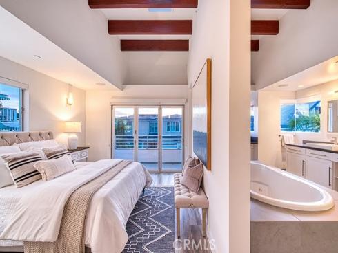 2618 Cove Street, Corona del Mar, CA