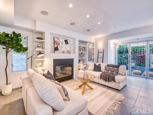 2618 Cove Street, Corona del Mar, CA