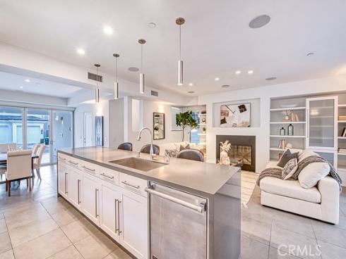 2618 Cove Street, Corona del Mar, CA