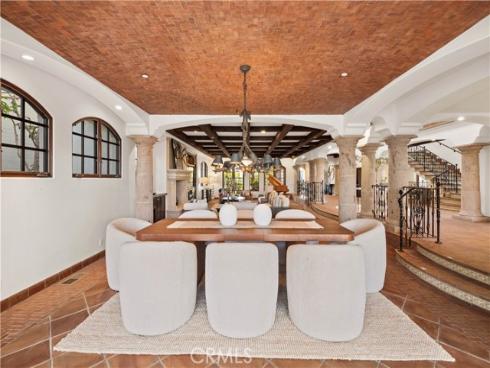 445 Isabella Ter , Corona del Mar, CA