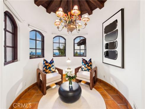 445 Isabella Ter , Corona del Mar, CA